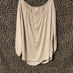 Passports size xl 16-18 womens top‎ S118